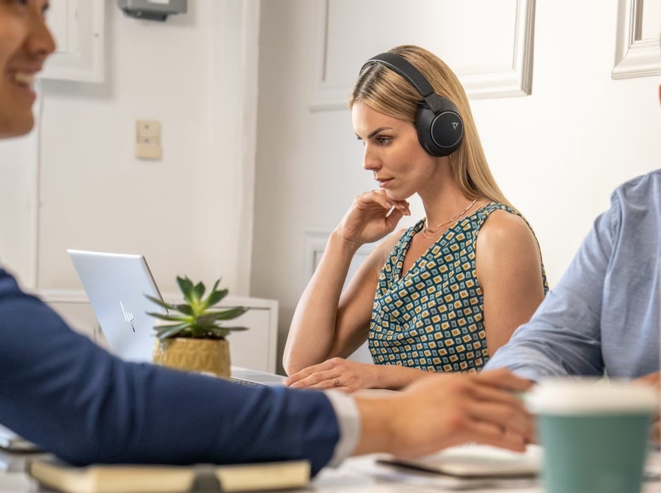 POLY Schnurlose Bluetooth-Headsets